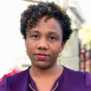 Meet your Posher, Raquel